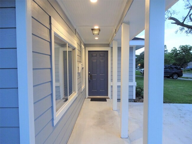Photo - 3923 Cosby St