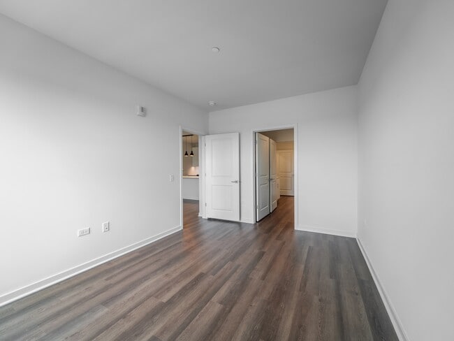 Photo - HQ Residences