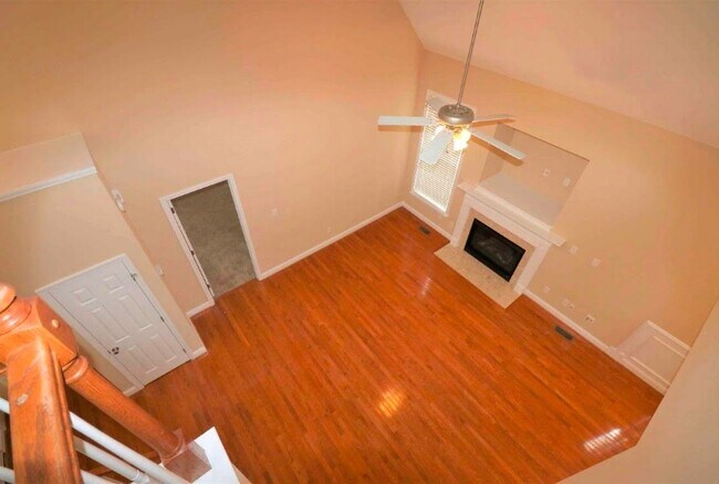 Photo - 10 London Way