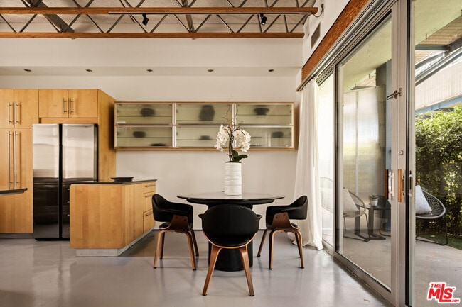 Photo - 619 San Juan Ave Unidad B