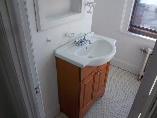 Photo - Cascade Apartments