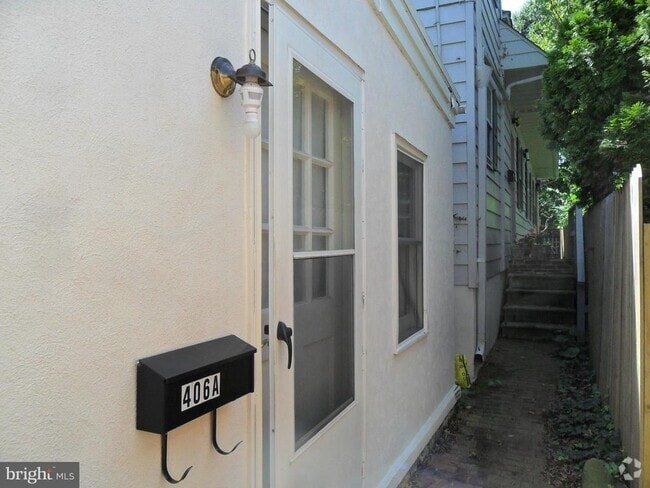 Building Photo - 406 Delaware St Unit A Rental