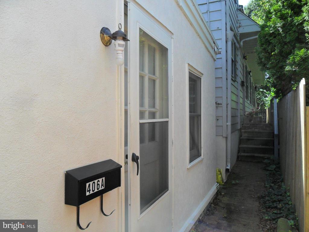 Photo - 406 Delaware St Apartment Unit A