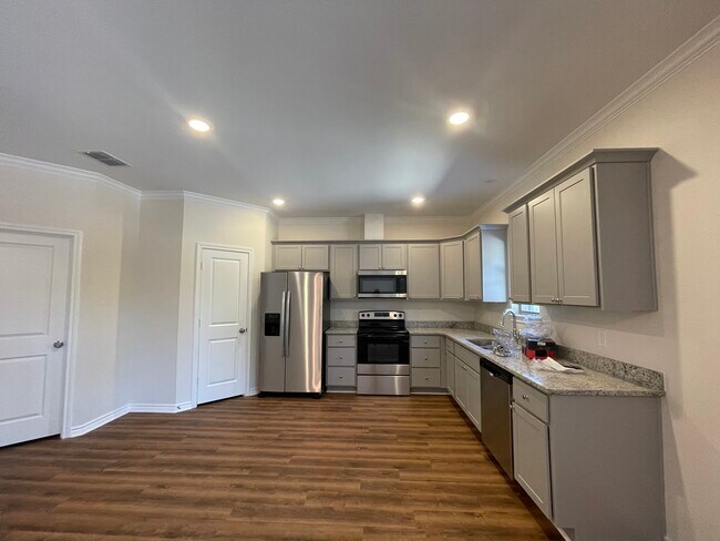 Photo - 4073 County Rd 152 W