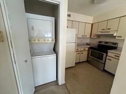 Building Photo - 50 S Common St Unit 403