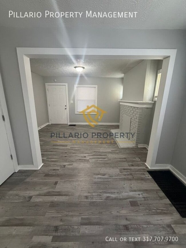 Photo - 3291 Hovey St