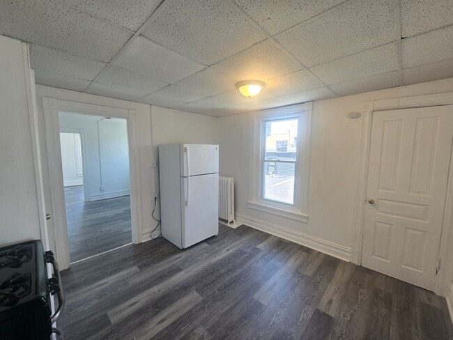 Photo - 450 Maple St Unit 3