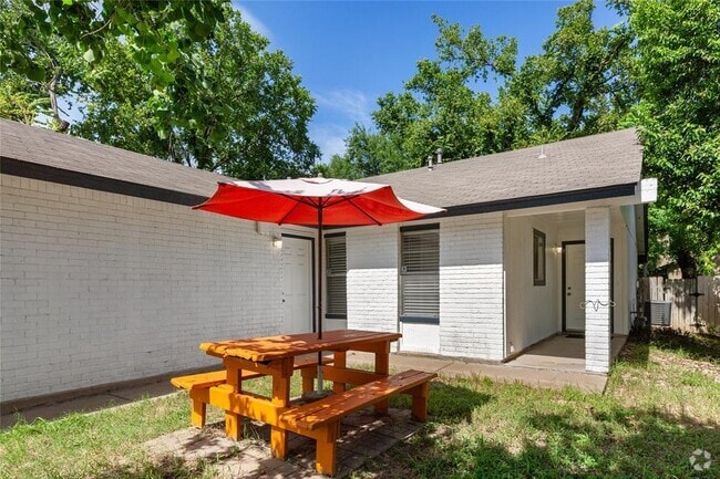 Building Photo - 2311 Burleson Rd Rental