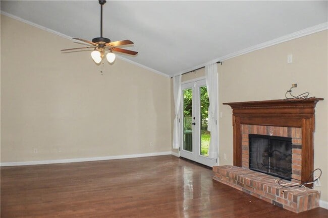 Photo - 4189 Hopkins Lake Dr NW