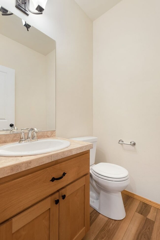 Photo - Well Maintained Bothell 4 Bedroom 2.5 Bath Home - Fantastic School District