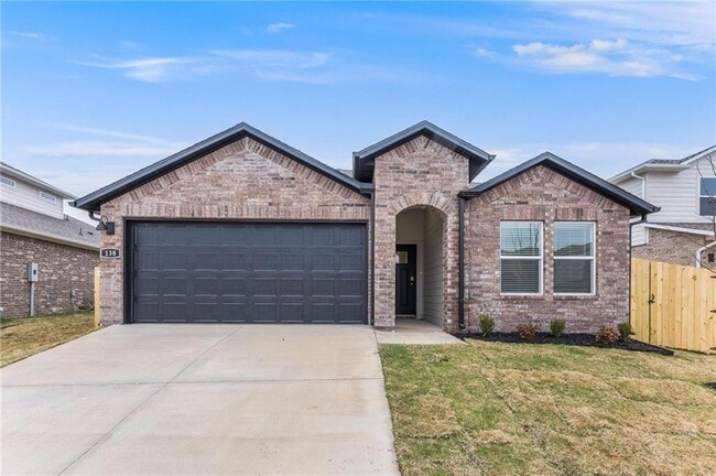 Photo - 138 S Maroon Ave