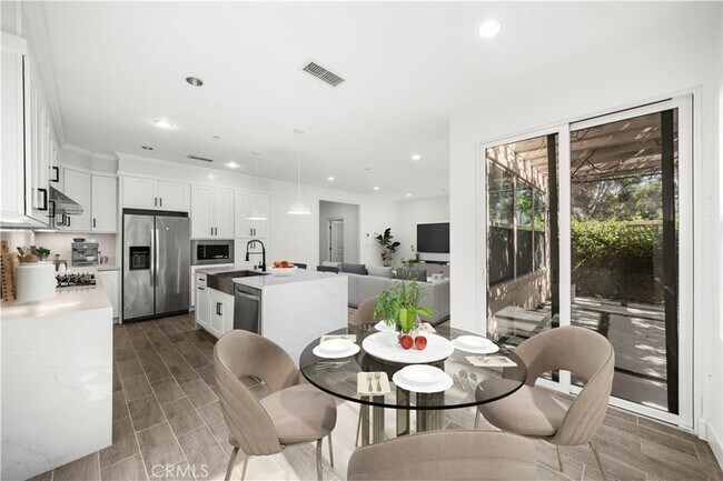 Photo - 83 Waterleaf