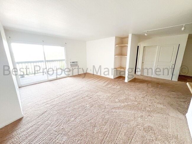 Private 1 Bedroom Condo Close to Downtown ... - Private 1 Bedroom Condo Close to Downtown ...