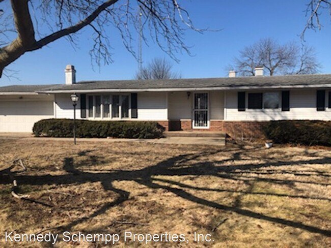 3 br, 2.5 bath House - 333 Cravens - 3 br, 2.5 bath House - 333 Cravens