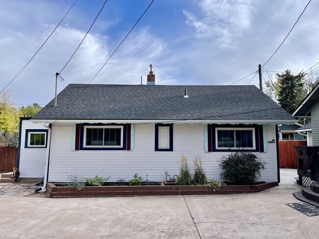 Photo - 2-12 Wolfe Ave