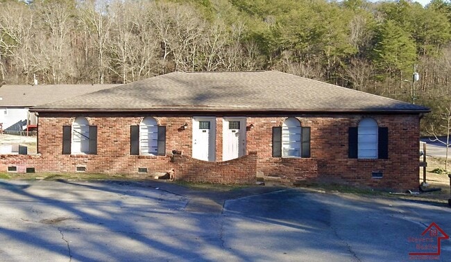 Building Photo - 4380 Delashmitt Rd Rental
