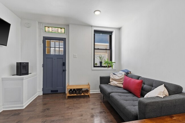 Photo - 2209 Duker Ct