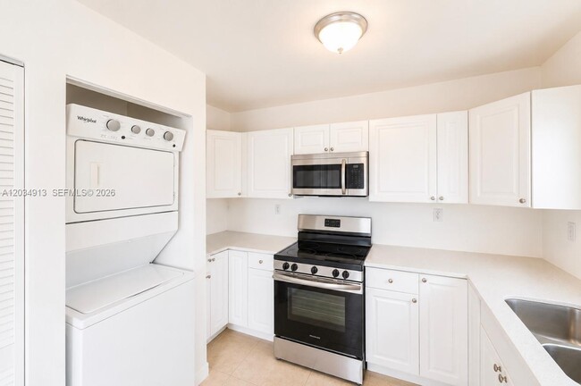 Photo - 10595 SW 171st St Unit 10595