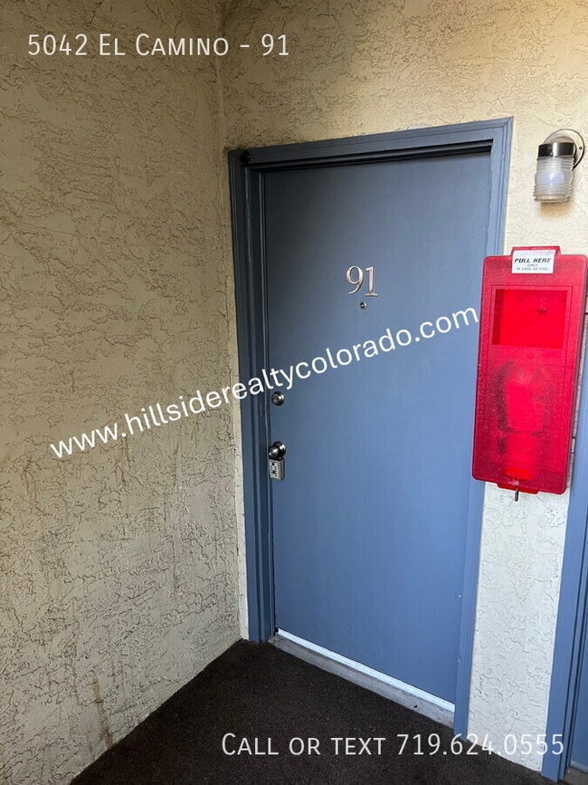 Photo - 5042 El Camino Dr Unidad 91