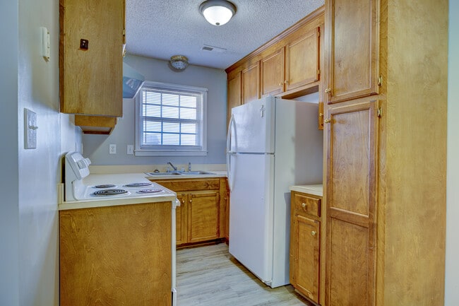 1815 Stony Point Rd