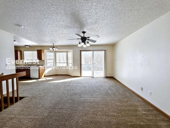 Photo - 615 Seawell Dr