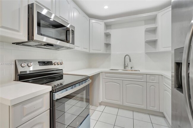 Photo - 3225 SW 94th Ave