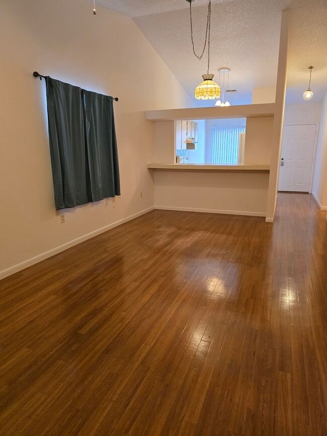 Photo - 1200 Tamiami Ln