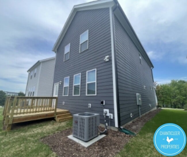 Photo - 932 Arcadia Hl St