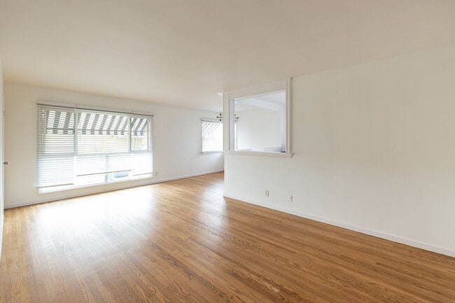 Photo - 1521 2nd St Unidad 07