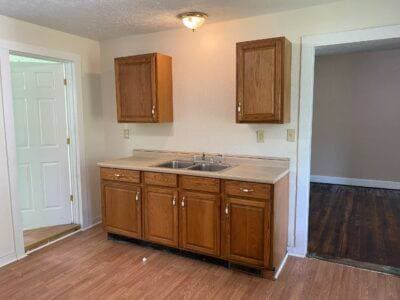 Photo - 1127 16th St SE