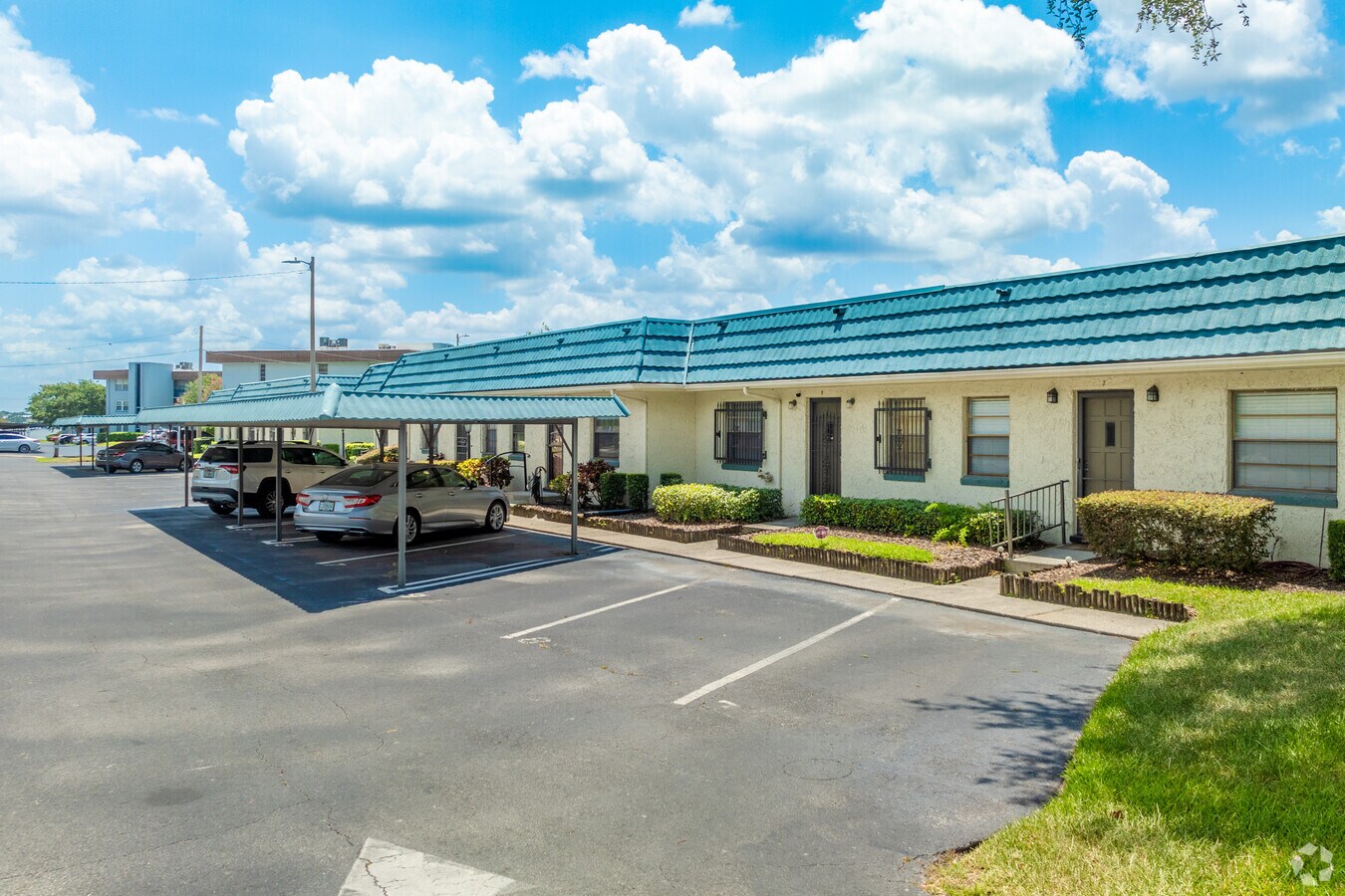 Building - Imperial Harbours