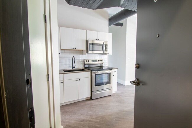 Photo - 409 Main St Unit 3B