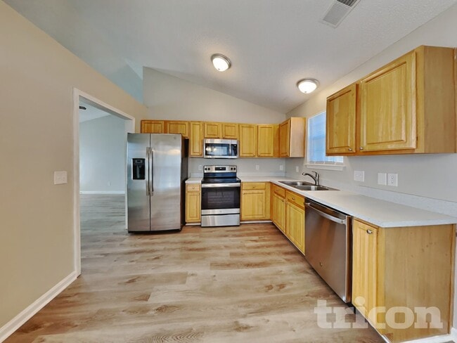 Photo - 257 Double Eagle Cir