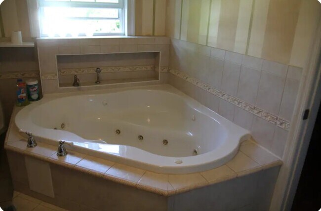 Photo - 189 Newport Rd