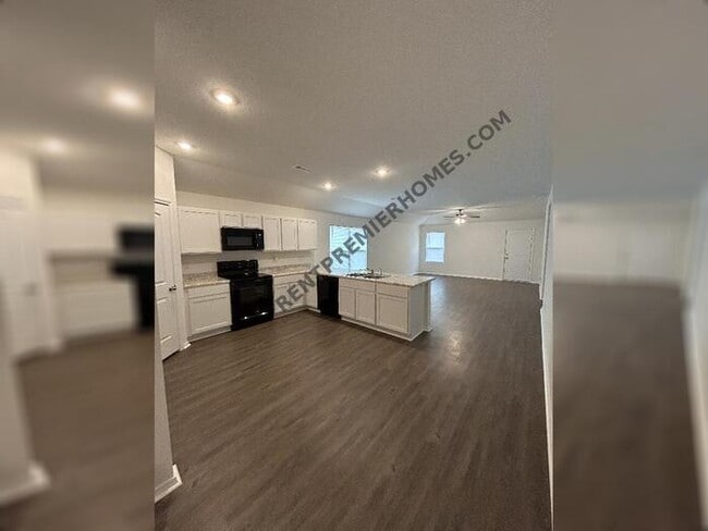 Photo - 45 Kinley Ln