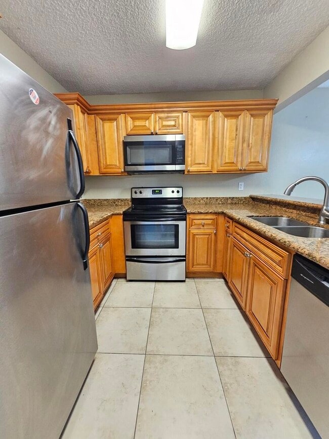 Photo - 1520 Windorah Way Unit H