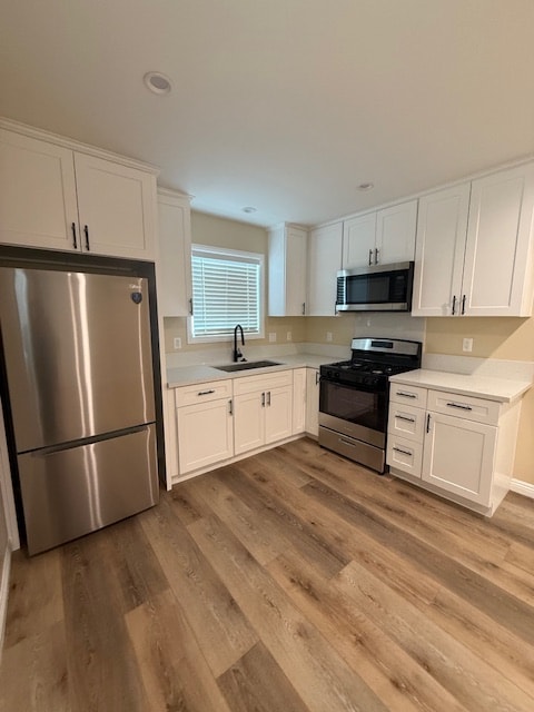 Building Photo - 10107 Laurel Canyon Blvd Unit 10107