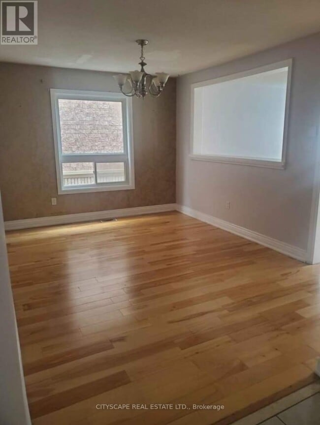 Photo - 34 Dunure Crescent