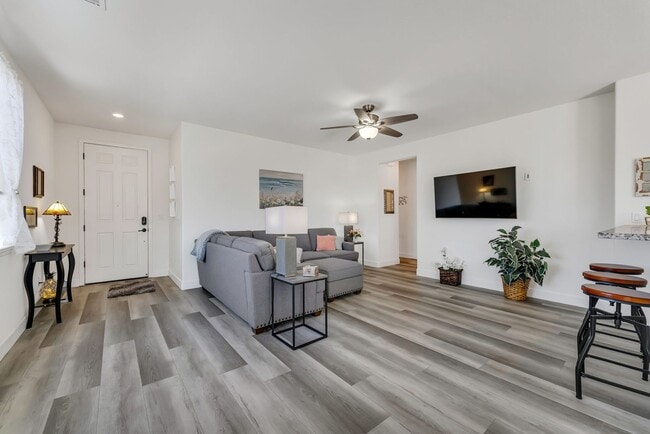 Photo - FULLY FURNISHED SPANISH SPRINGS HOME WITH HOT TUB & UTILITIES INCLUDED