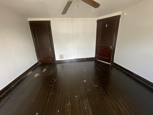 Photo - Albert Street 310