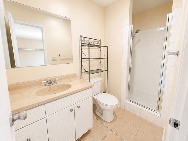 4267 44th St Unit 8