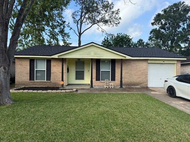 Photo - 16914 David Glen Dr Casa