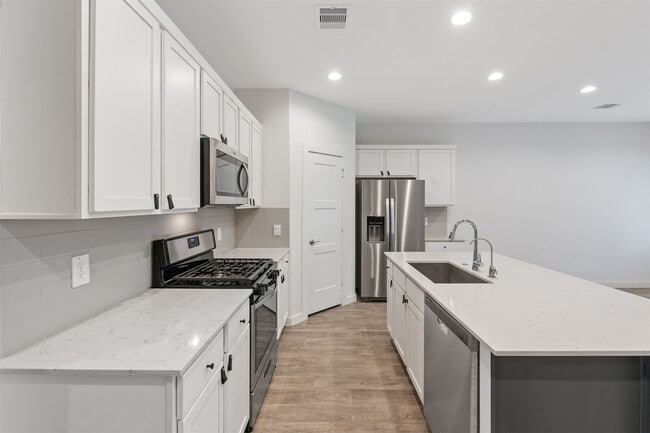 Photo - 14379 Sweet Mdw Trl