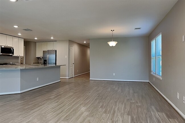 Photo - 25614 Ramsey Heights Way