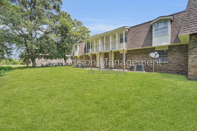 Photo - 111 E Mell St Unit 24