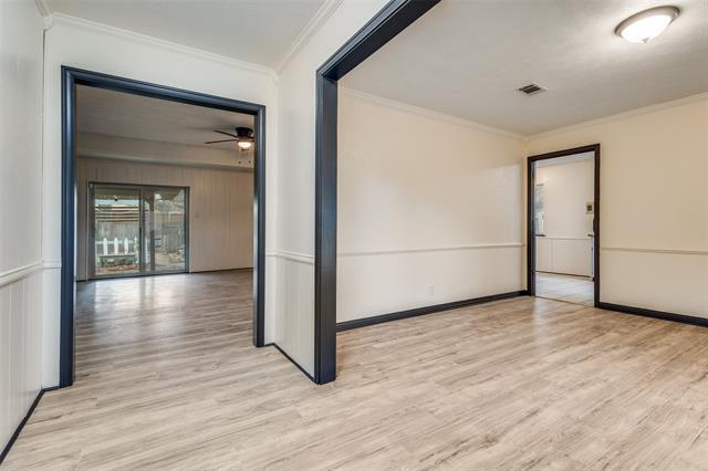 Photo - 718 Knollridge Dr