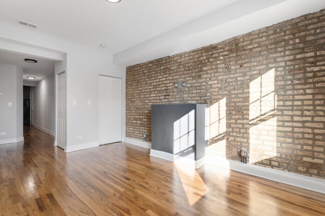Photo - 7322 N Damen Ave Unit 3