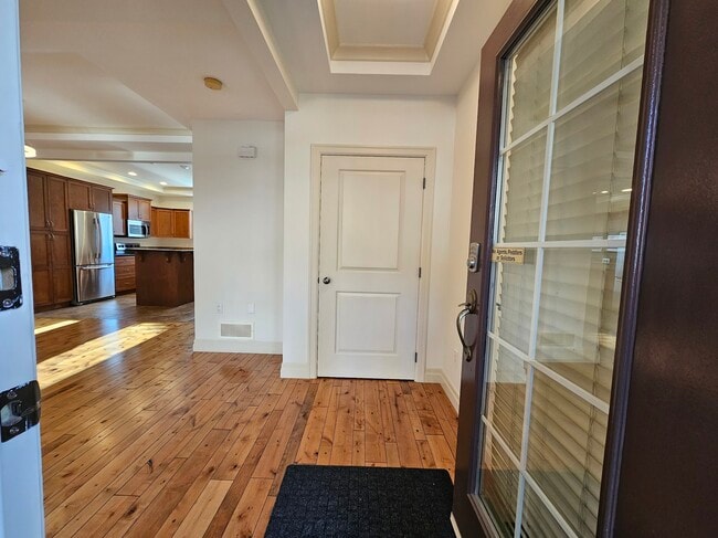 Photo - 5949 Officers Row