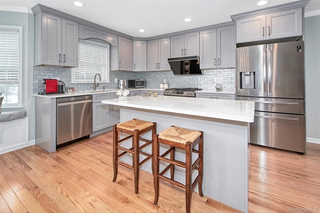 Photo - 130 Wappanocca Ave