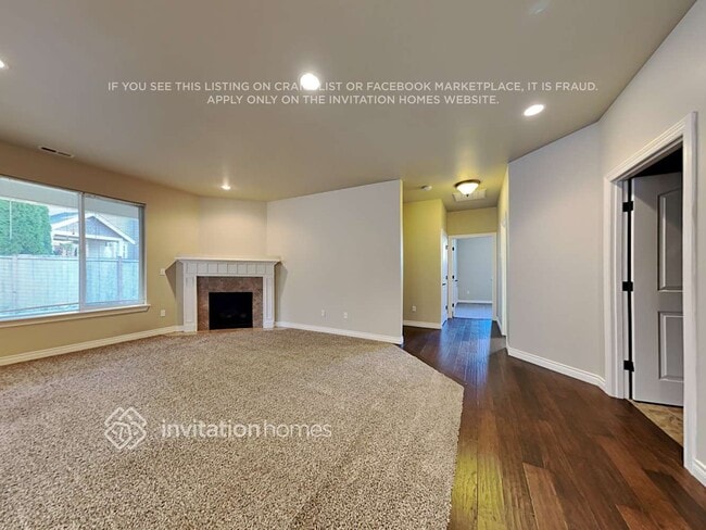 Photo - 706 182nd St E